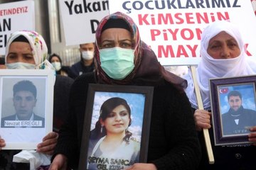 Vanlı anneler evlatlarını istiyor