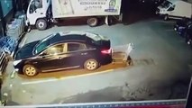 La technique du caddie utilisée par les voleurs de voiture est terriblement efficace