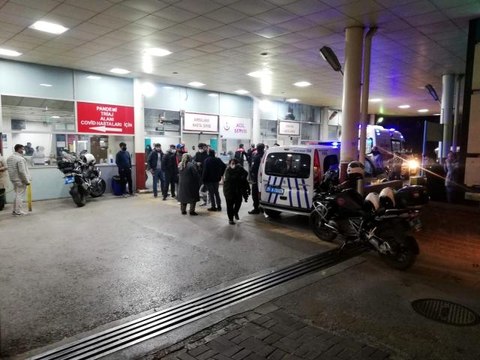 İzmir'de akrabasını bıçaklayarak öldüren zanlı tutuklandı