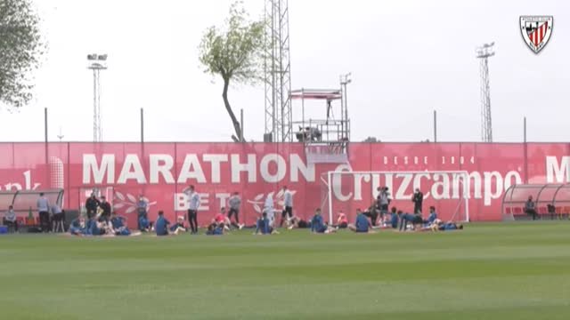 Primer entrenamiento del Athletic de Bilbao en Sevilla