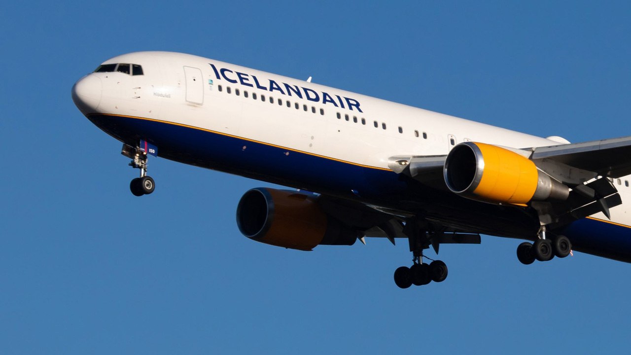 Vaccinated Travelers Can Fly to Iceland for Less Than $350