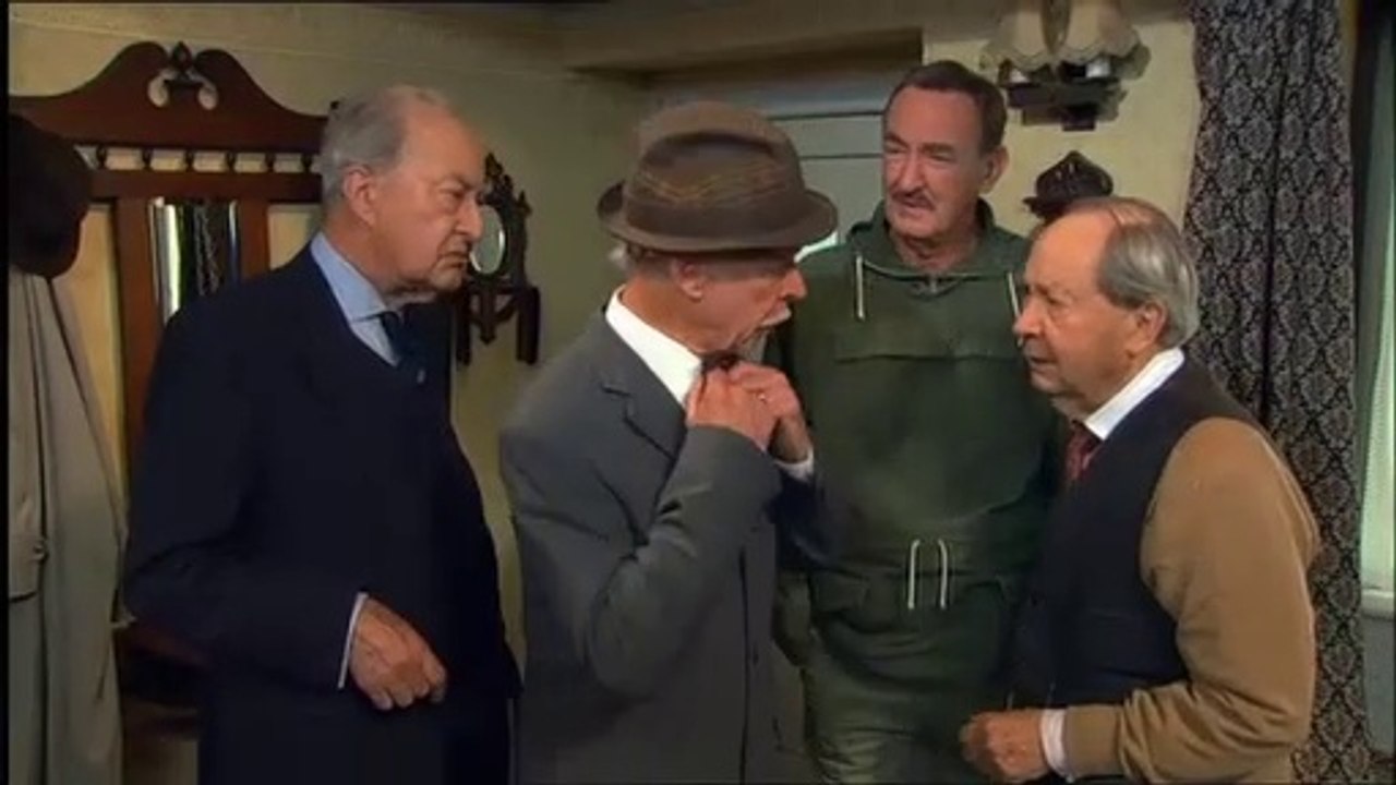 Last Of The Summer Wine S27/E4.'The Genuine Outdoors Robin Hood Barbie'  Peter Sallis• Frank Thornton • June Whitfield • Kathy Staff