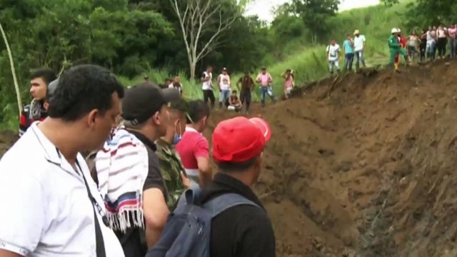 Avanza construcción del jarillón para rescatar a mineros en Neira, Caldas