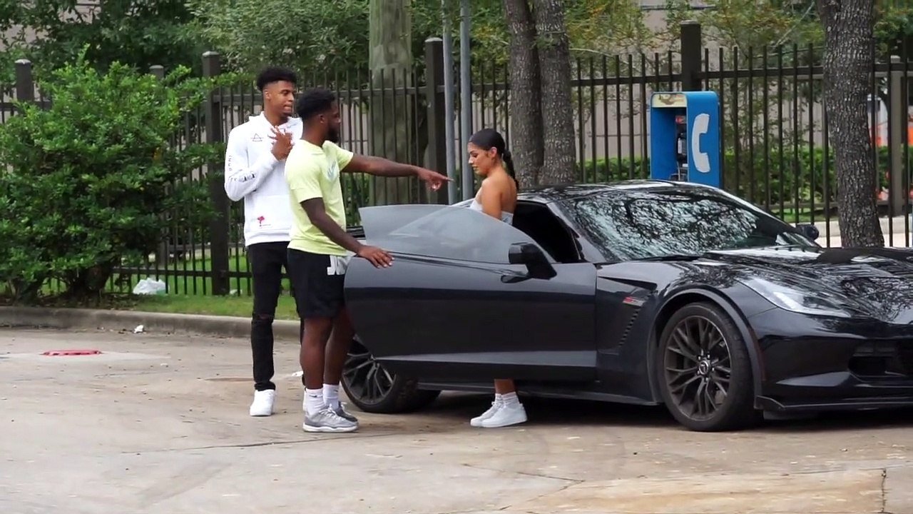 WOW SHE REALLY WENT HOME WITH THEM FOR A 3SOME GOLD DIGGER PRANK
