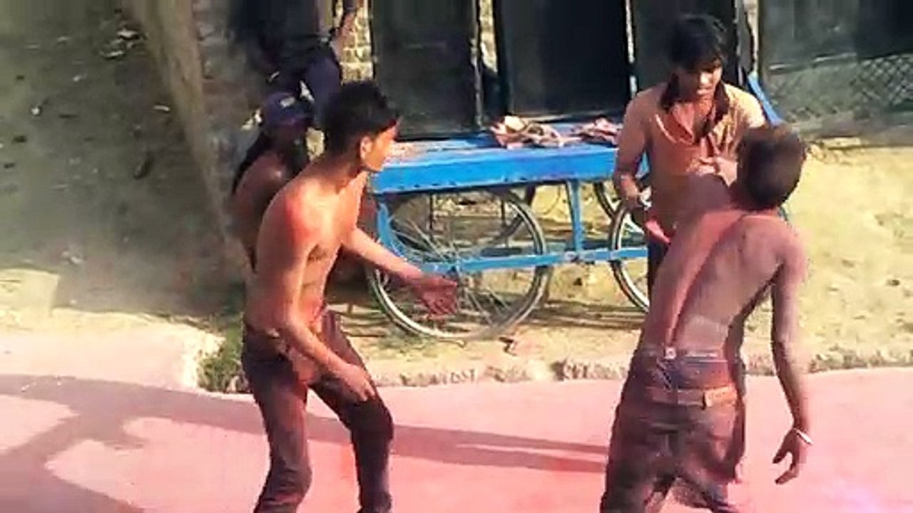 Masti wali holi