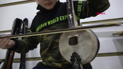 AYDIN 10 yaşında 4 enstrüman çalıyor