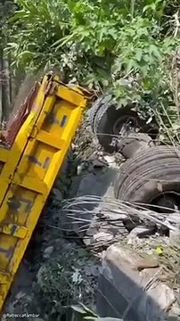 Taïwan: 41 personnes sont décédées dans le déraillement d'un train bondé à l'intérieur d'un tunnel, selon les secours - VIDEO