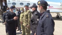 ANKARA-Milli Savunma Bakanı Hulusi Akar beraberindeki TSK Komuta Kademesi ile Gökçeada'yı ziyaret etti