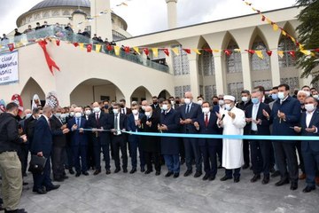 Diyanet İşleri Başkanı Erbaş: "40 yıl camisiz üniversiteler oldu"
