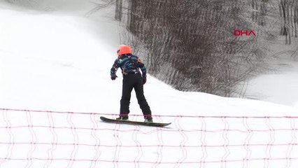 KOCAELİ Nisan ayında kayak keyfi yaptılar