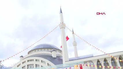 MALATYA Diyanet İşleri Başkanı Erbaş: 40 yıl camisiz üniversiteler oldu