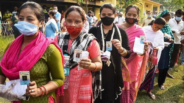 Bengal polls: Arambagh TMC candidate attacked with bricks