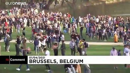 Police use water cannon to disperse crowd in Brussels