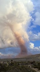 Cette tornade est impressionnante... Apocalypse