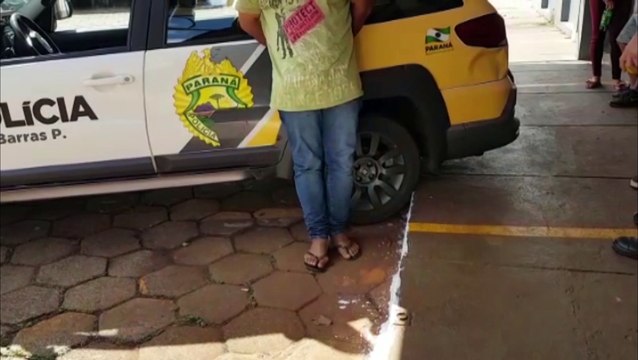 Homem acusado de importunar sexualmente uma adolescente de 15 anos é detido pela Polícia Militar