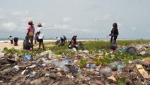 Residents organize an effort to clean one of Nigeria's longest beaches