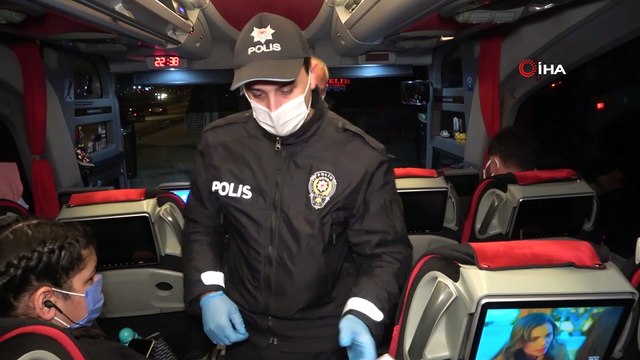 43 ilin geçiş güzergahında HES kodu denetimi: Otobüsler ve özel araçlar tek tek durduruldu