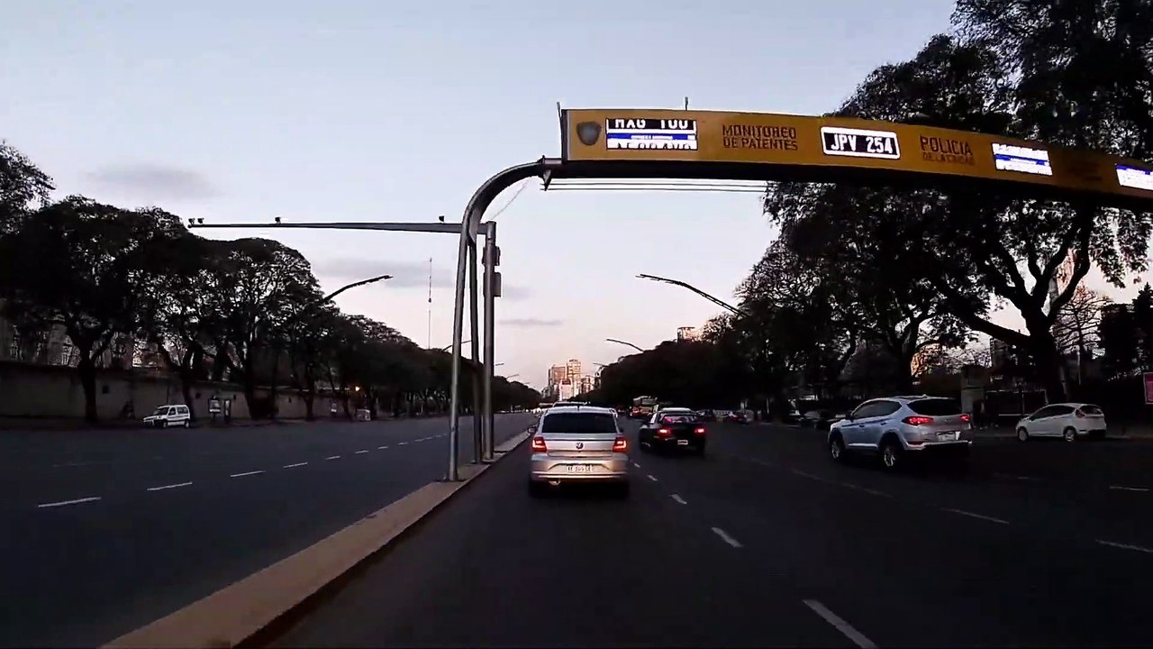 Avenida del Libertador - Ciudad de Buenos Aires - Argentina