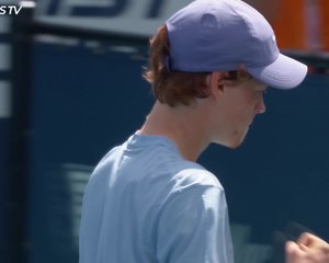 Teenager Sinner makes first Masters final in Miami