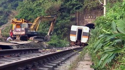Après l'accident ferroviaire meurtrier à Taïwan, l'enquête se poursuit