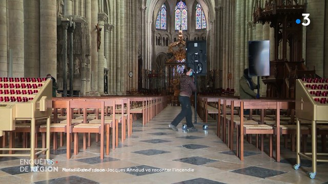 AVANT-PREMIERE - France 3 a filmé les coulisses du tournage du film sur l'incendie de Notre-Dame de Paris, réalisé par Jean-Jacques Annaud