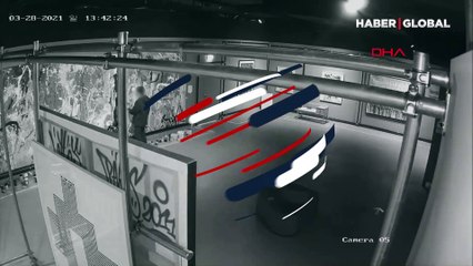 Şaşkınlığın böylesi... Fırçaları görünce dayanamayıp 500 bin dolarlık eseri boyadılar