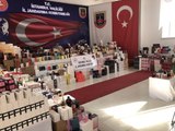 FATİH'TE 20 MİLYON LİRALIK 20 BİN ŞİŞE SAHTE PARFÜM YAKALANDI