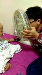 Little oppa play with daddy oppa^^