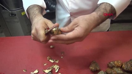 ŞANLIURFA Şanlıurfa'da, sadece 2 ay tüketilebilen 'keme' kebabına ilgi