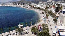 Muğla kırmızıya döndü, Bodrum'da plaj ve sokaklar boş kaldı