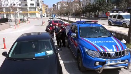 52 kaydı bulunan hırsızlık şüphelisi 53. olay mahalline geri dönünce yakalandı