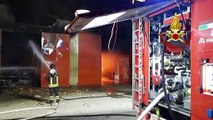 Naro (AG) - Incendio in un deposito (03.04.21)