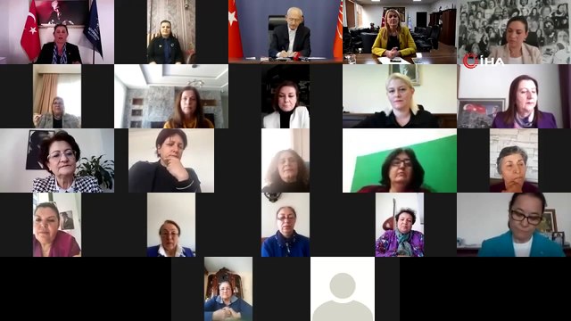 CHP lideri Kılıçdaroğlu, Kadın Belediye Başkanları ile bir araya geldi