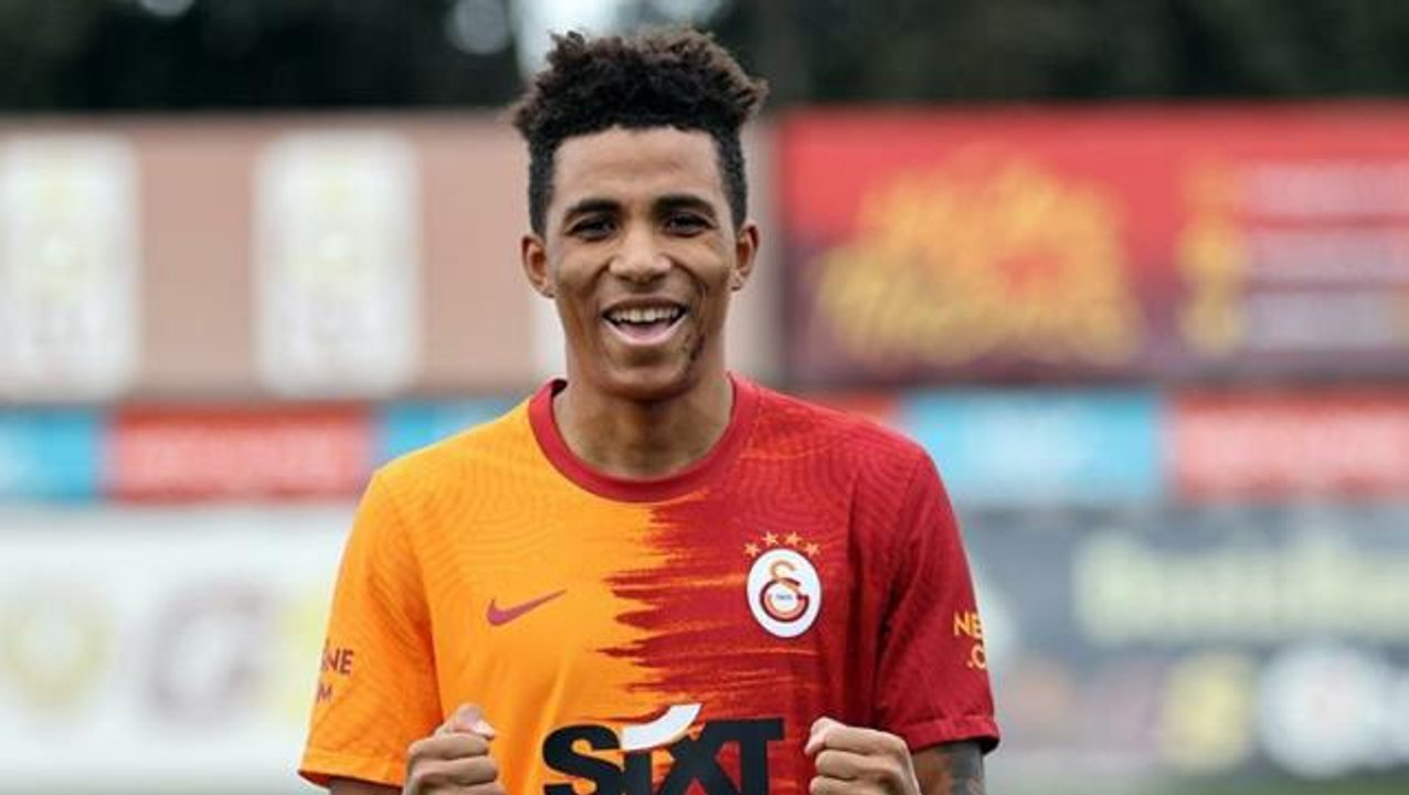 Gedson Fernandes, Hatay karşısında stoper oynayarak kariyerinde bir ilke imza attı
