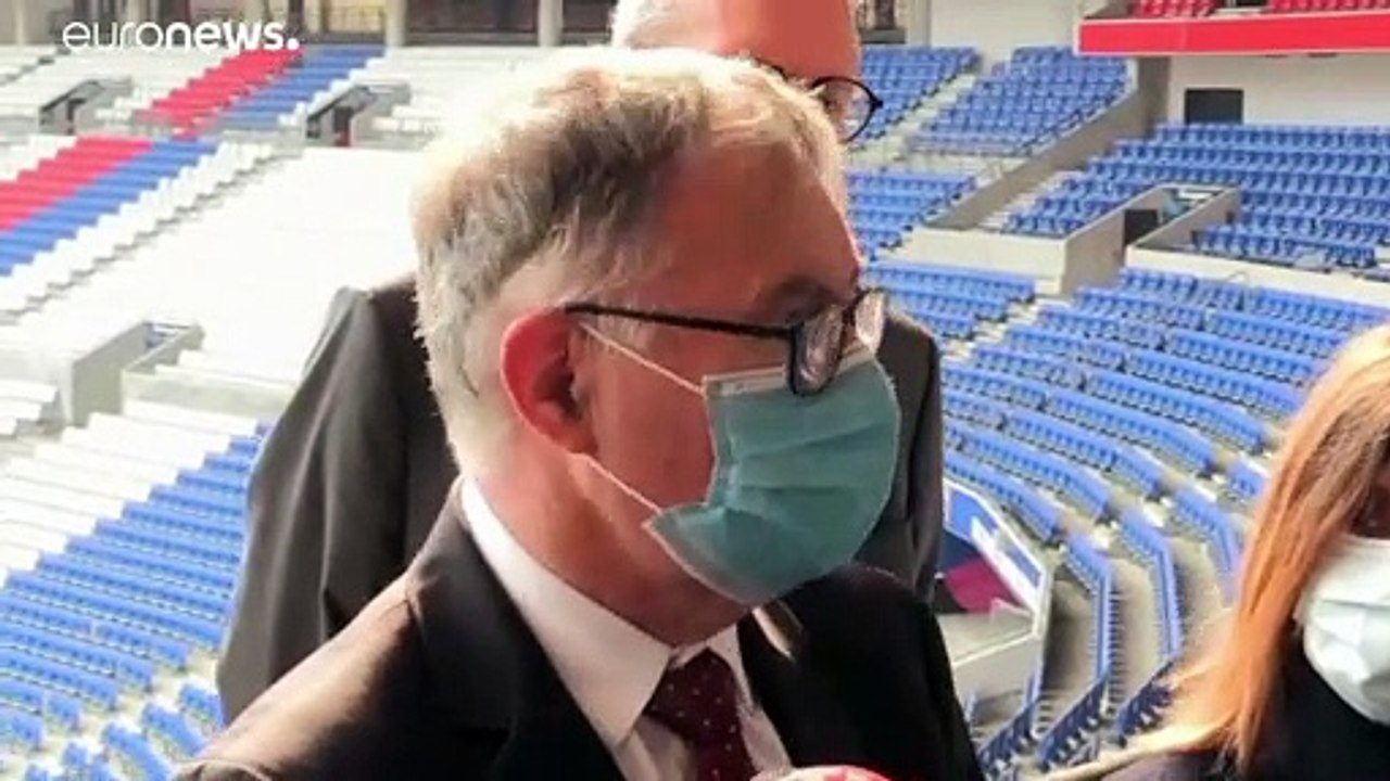 Frankreich impft in Fußballstadien, Italien in Kirchen