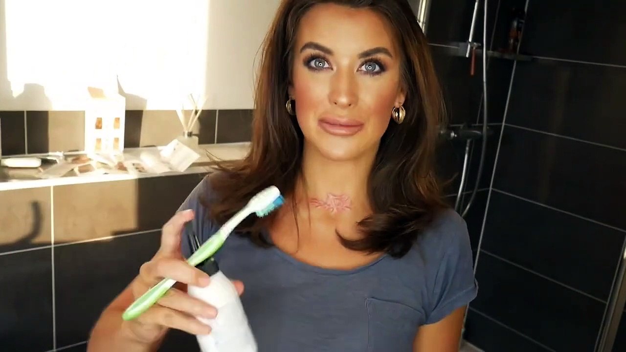 I Lightened My Dark Brown Hair At Home Diy Balayage Highlights L