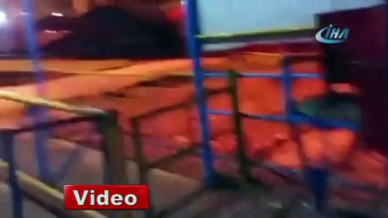 İşgalci İsrail Gazze’de lunapark yakınını bombaladı