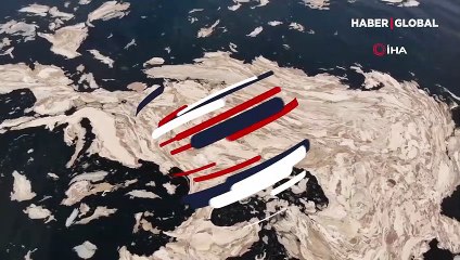 Gemlik Körfezi'nde korkutan görüntü! Beyaza büründü