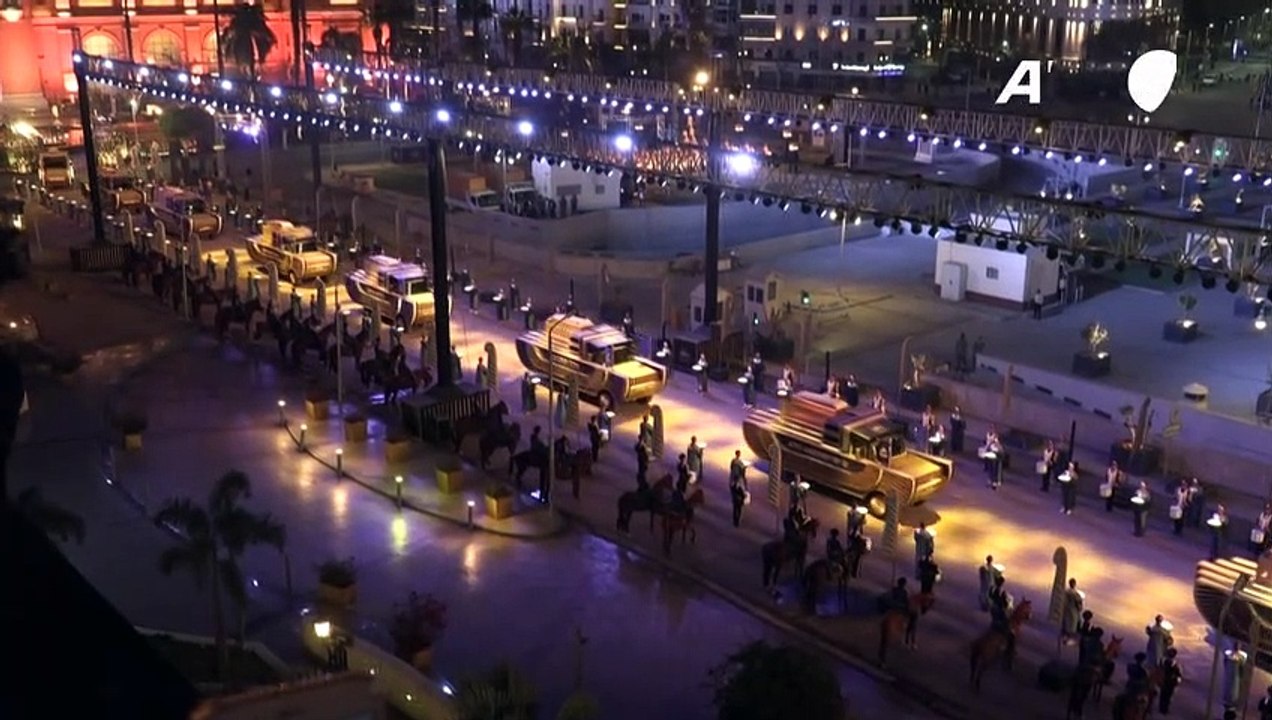 Parade der pharaonen: 22 mumien ziehen in kairo um