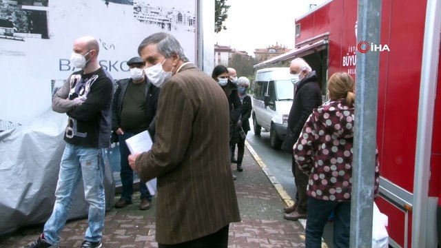 Bulgar göçmenleri Bulgaristan Başkonsolosluğu’nda sandık başına gitti