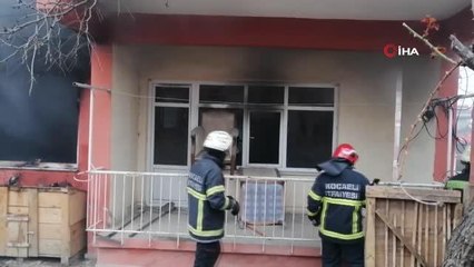 Son dakika haberi: Elindeki sigara ile uyuyunca yangın çıkı