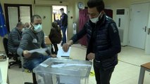 Bulgaristan'daki seçimler için Bursa'da oy kullandılar