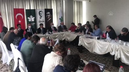 Gelecek Partisi Genel Başkanı Davutoğlu, Adana'da gazetecilerle bir araya geldi