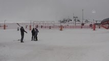 Erciyes'te kar keyfi devam ediyor