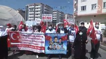 Diyarbakır annelerine Siirtli kadınlardan destek!