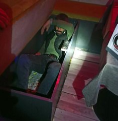 Son dakika haberi... Eğlence mekanında kanepe ve dolaba saklanırken yakalandılar