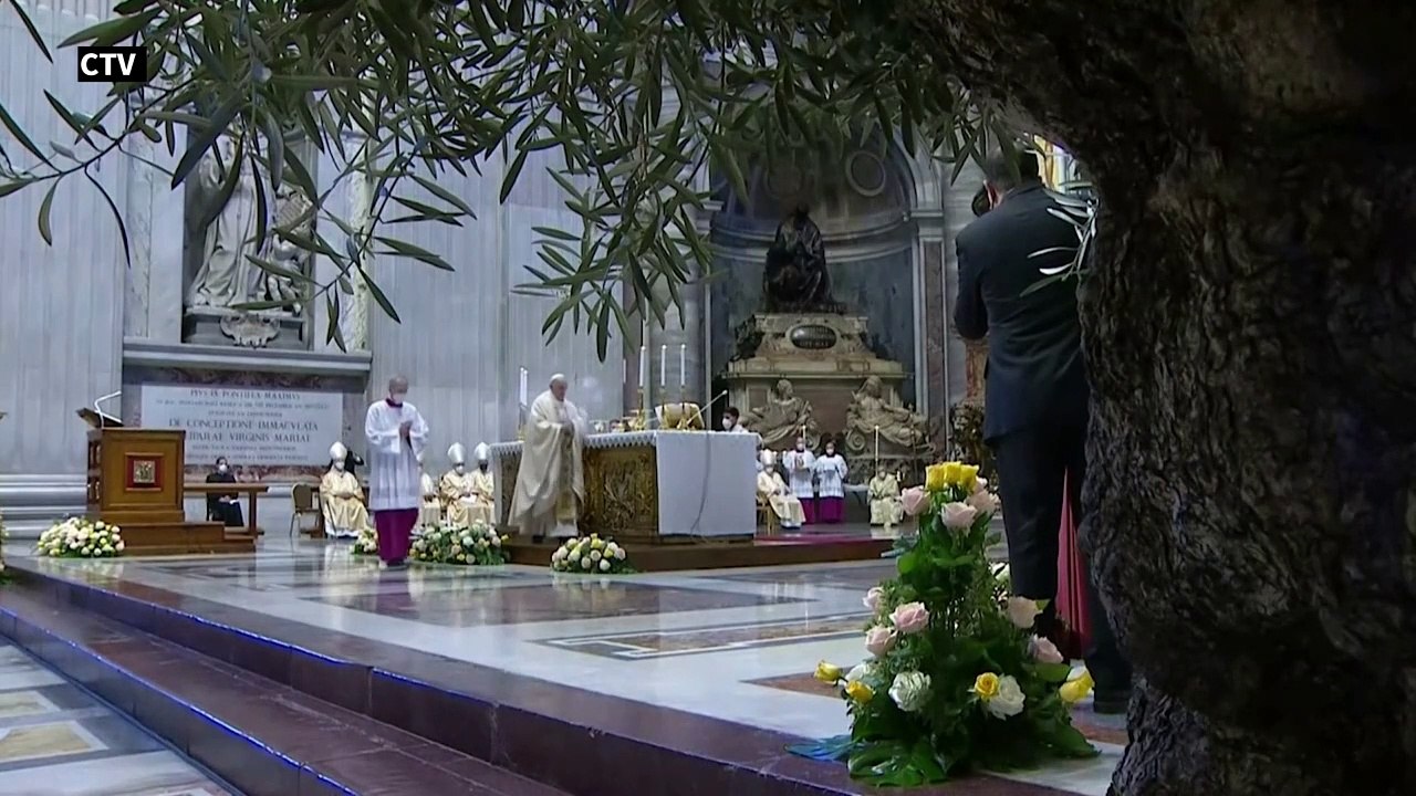 Pope calls for vaccines to be shared with poorest countries