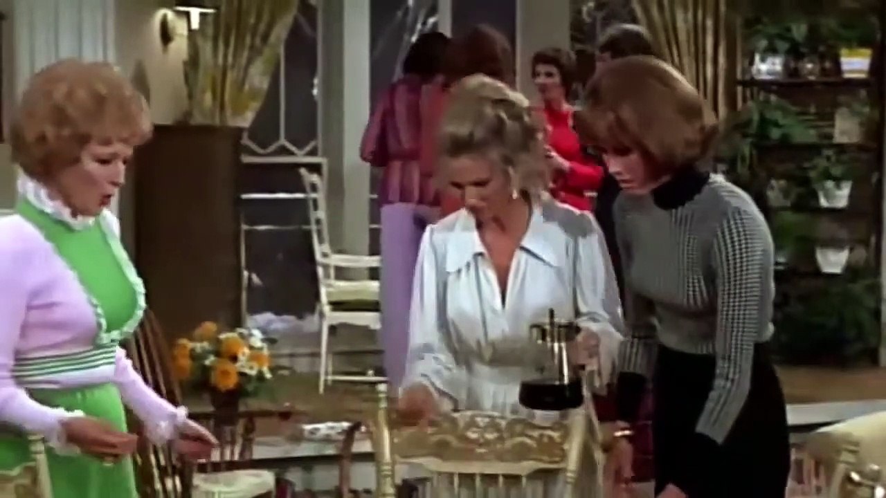 Mary Tyler Moore S04E01 The Lars Affair