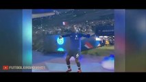 El show de Pogba ofreciendo la Copa del Mundo a su afición ⚽ Seleccion Francia ⚽ 2018