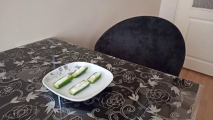 Salatalığa Şeker Dökünce Karpuz Tadı Alınıyormuş. Bakalım Rananın Tepkisi Ne Olacak! Tiktok Hileleri